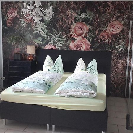 Bauernhof Privatzimmer Hortus Sandrine Gemeinschaftsbad Free Wifi Hausbreitenbach Exteriör bild