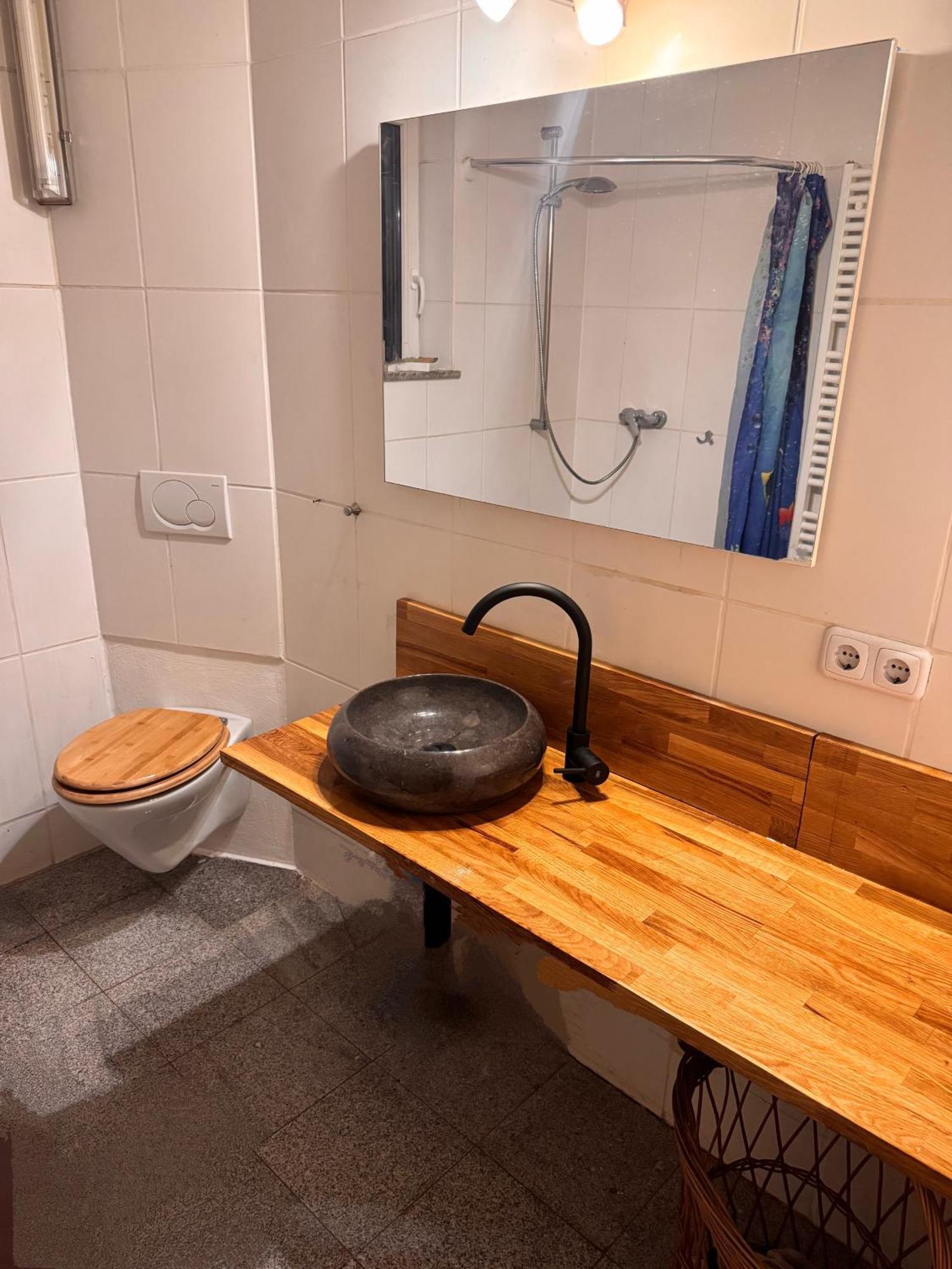 Bauernhof Privatzimmer Hortus Sandrine Gemeinschaftsbad Free Wifi Hausbreitenbach Exteriör bild