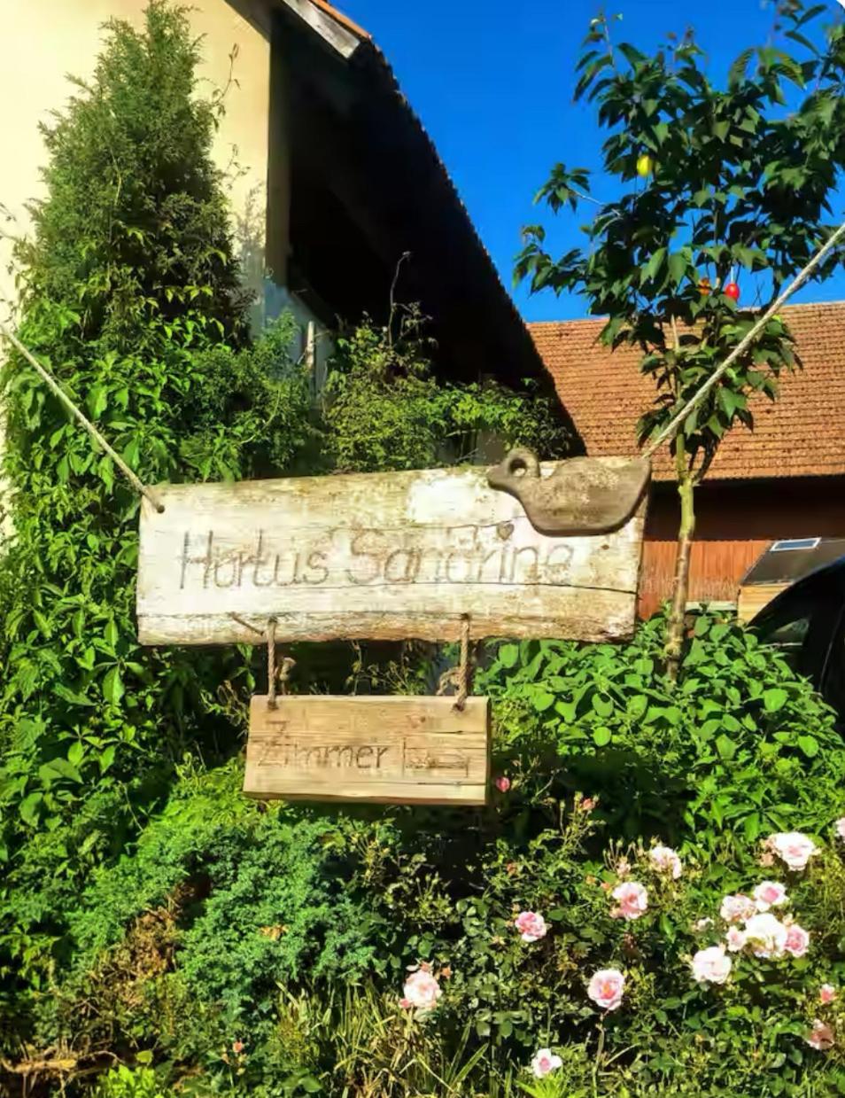Bauernhof Privatzimmer Hortus Sandrine Gemeinschaftsbad Free Wifi Hausbreitenbach Exteriör bild